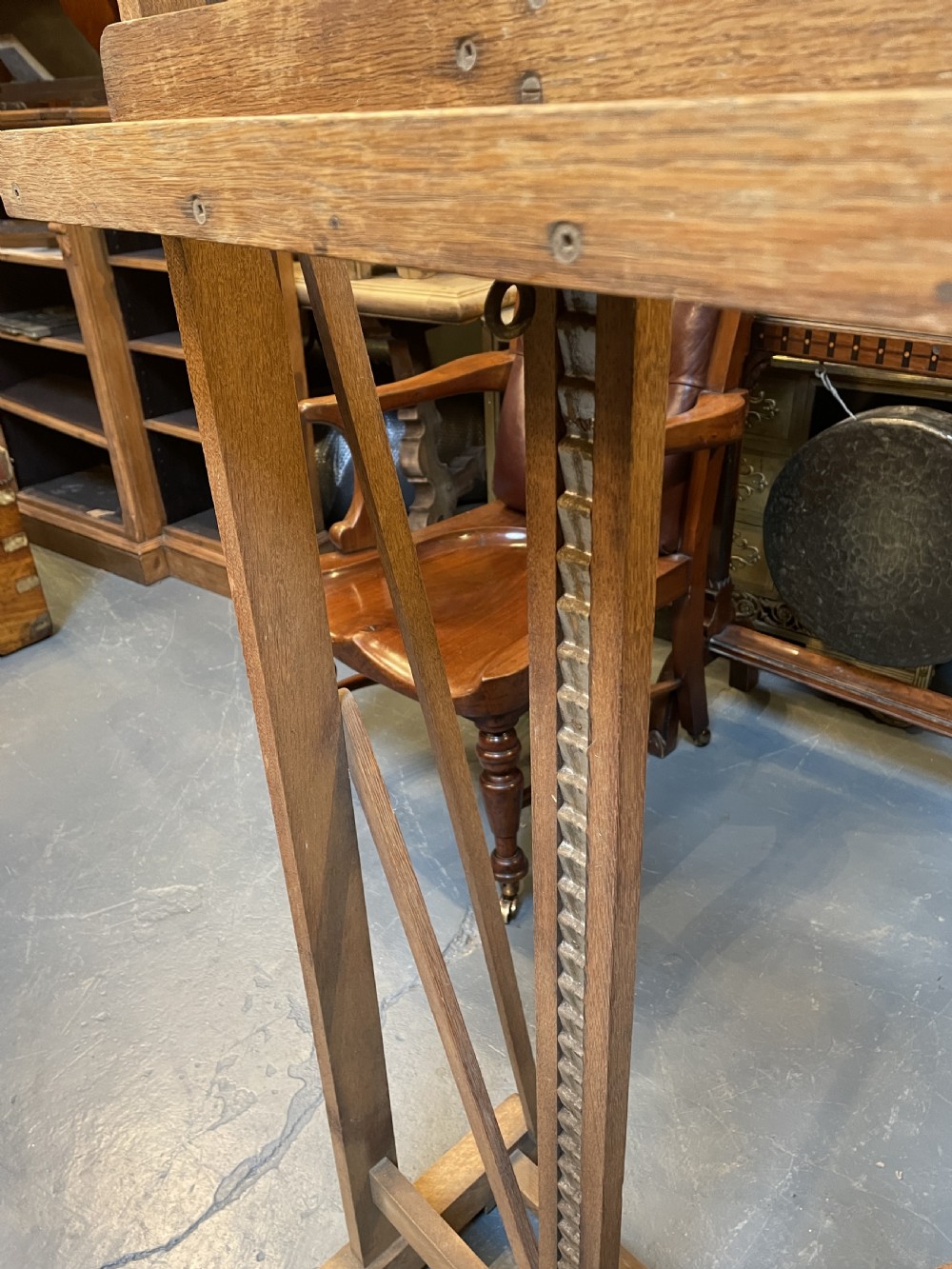 Early C20th artists easel View IX