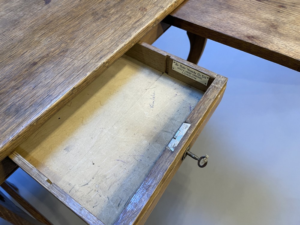 globe wernicke side table View IV