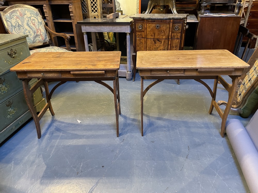 globe wernicke side table View XII