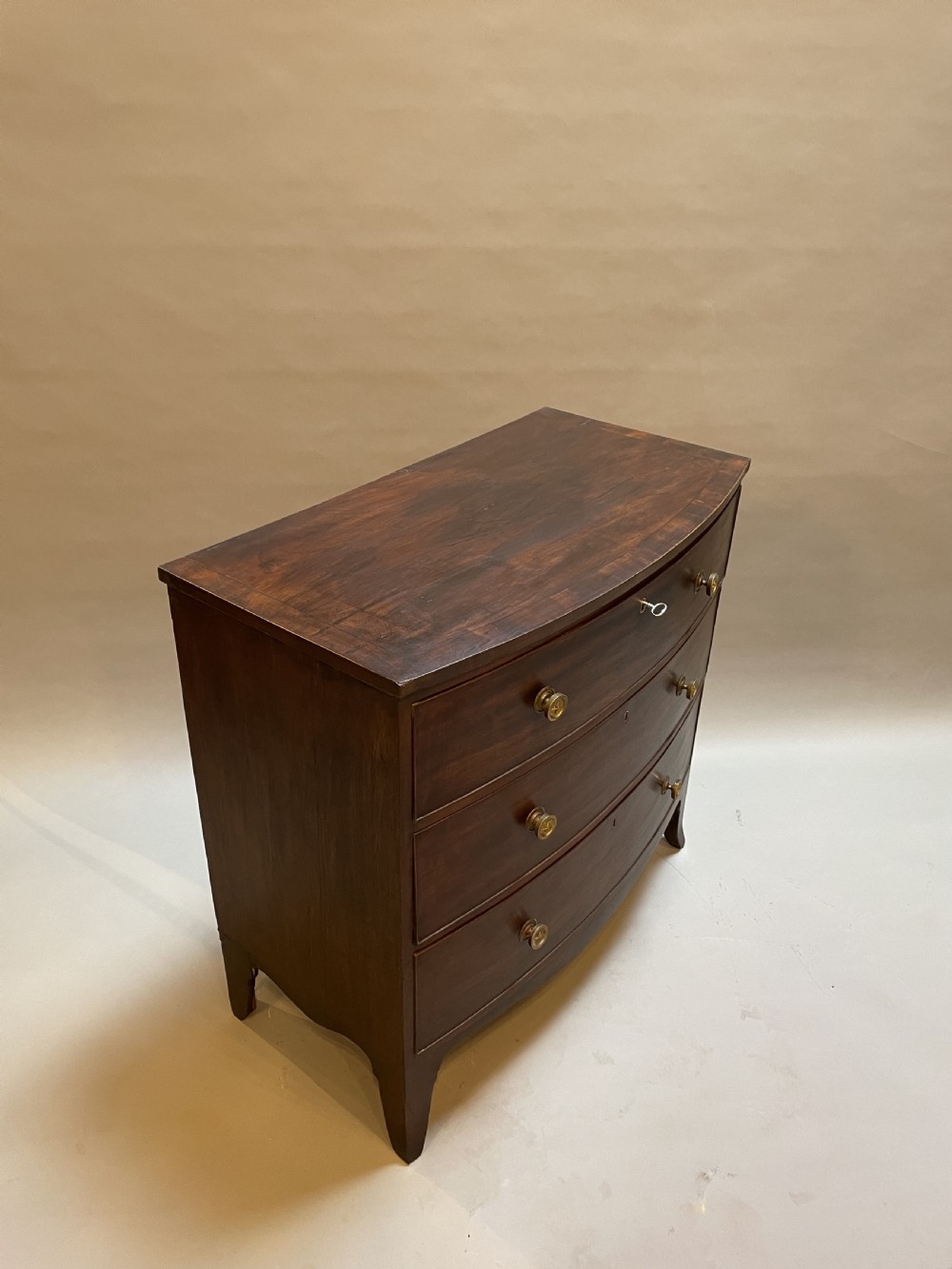 regency bow chest of drawers View VIII