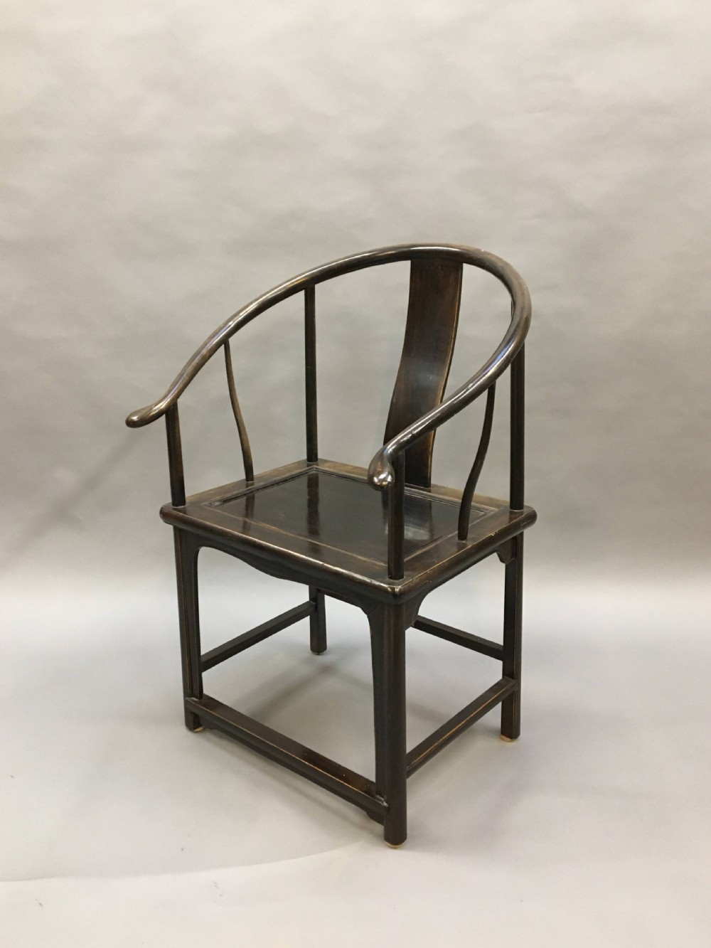 Chinese Horseshoe Chair
