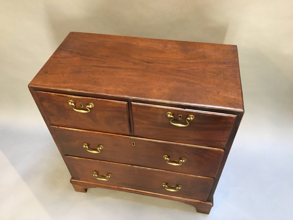Small George III Chest Of Drawers View VIII