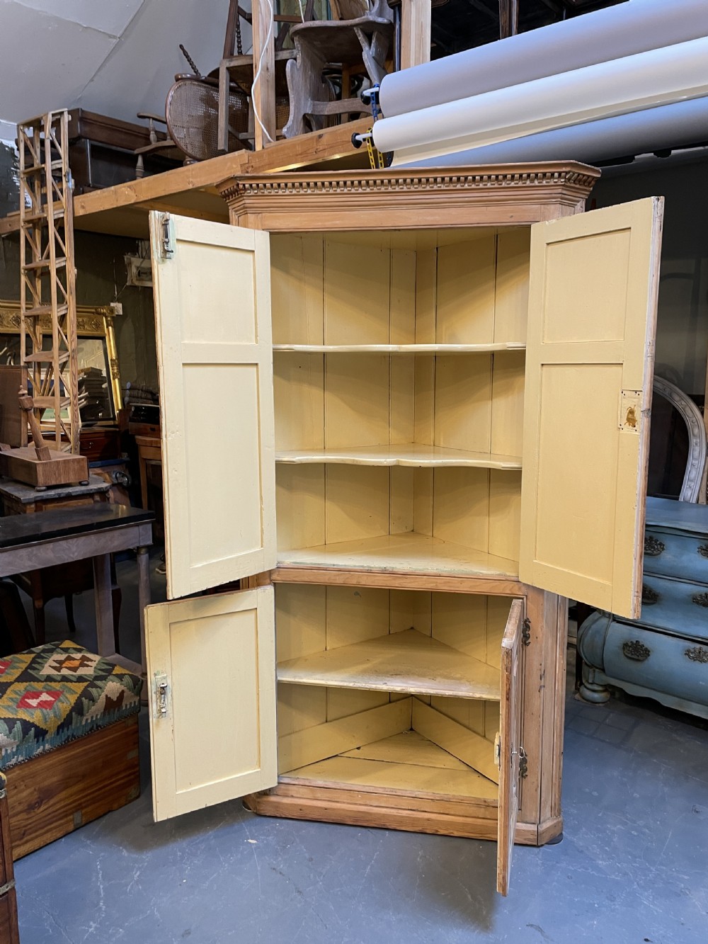 George III Pine Corner Cupboard View XIII