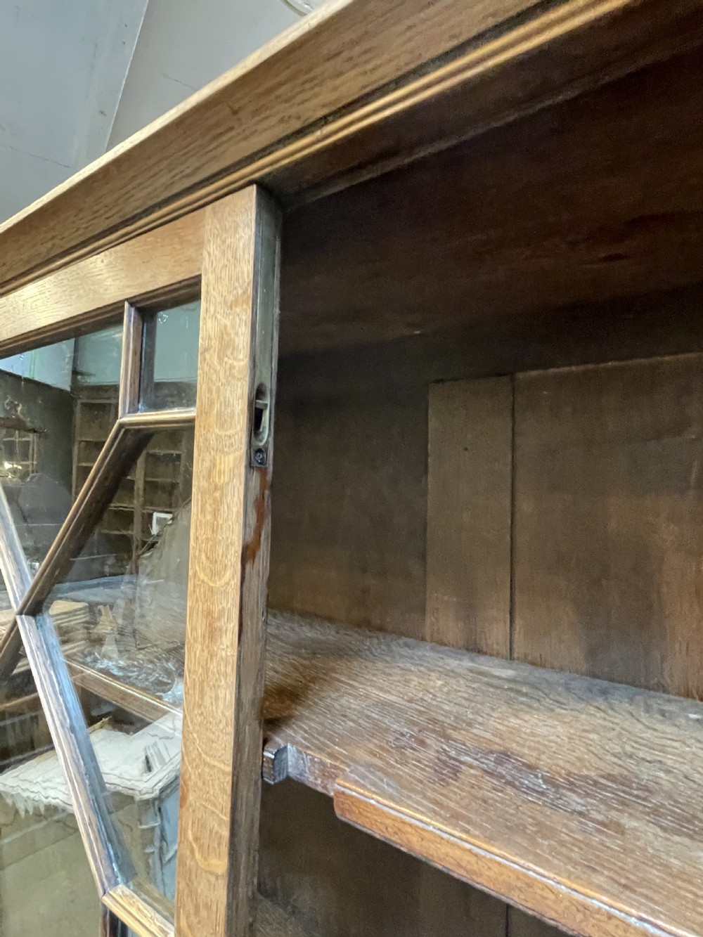 George III library bookcase View XIII