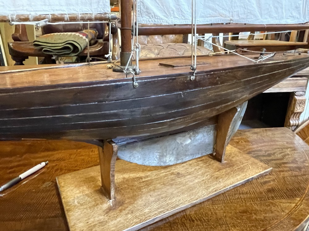 vintage mahogany pond yacht View XI