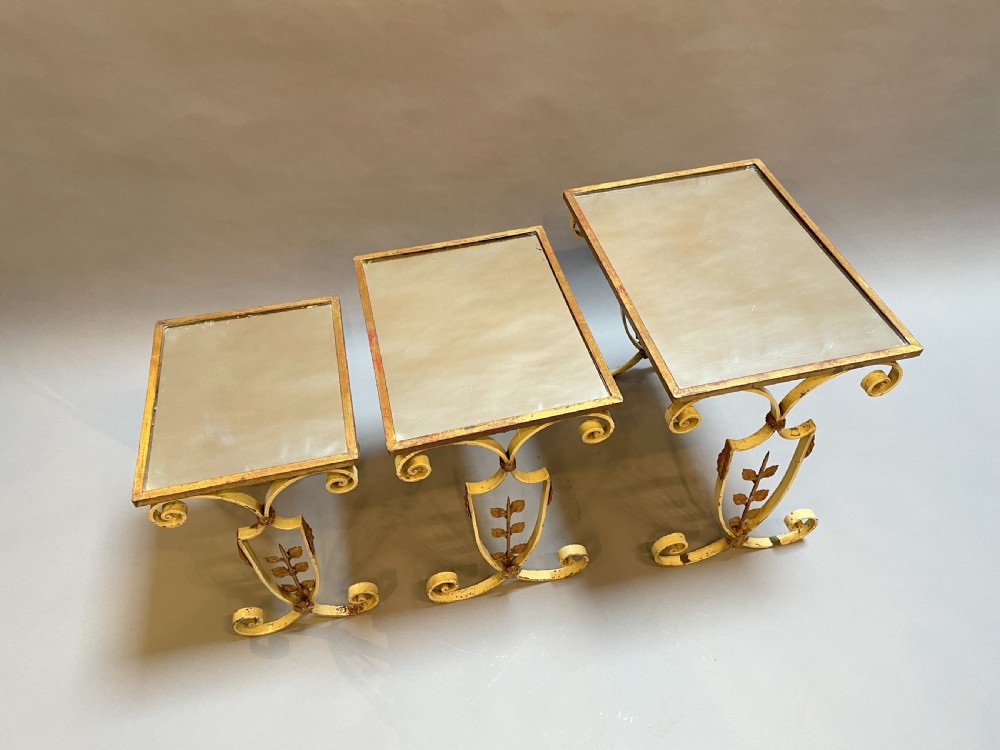 Italian Nest Of 3 Tables View VI
