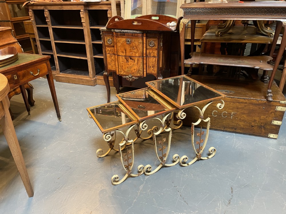 Italian Nest Of 3 Tables View XVIII
