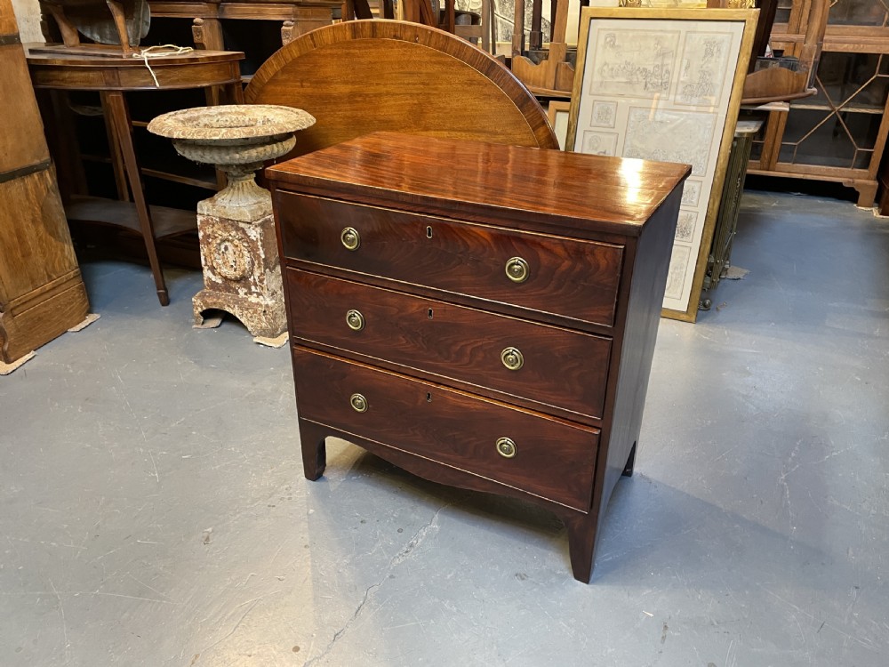 George III Mahogany Small Chest Of Drawers View II