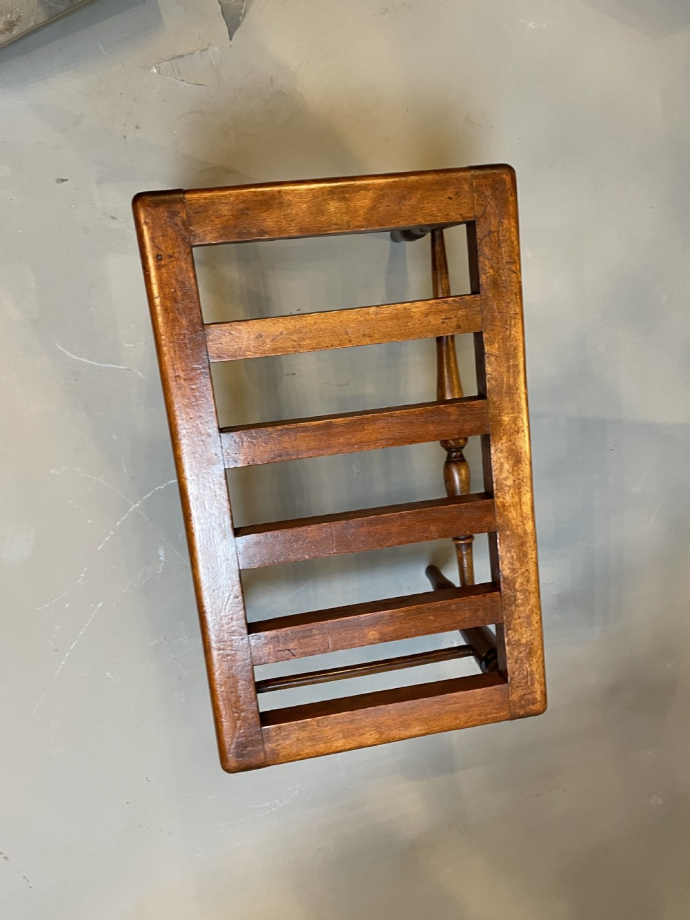 Victorian Luggage Stand View V