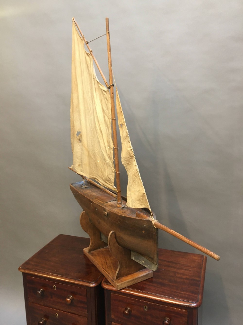 C19th mahogany pond yacht View XIII