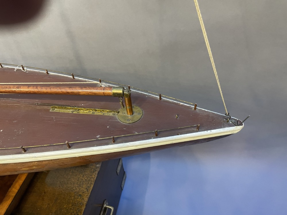 large vintage pond yacht View XVI