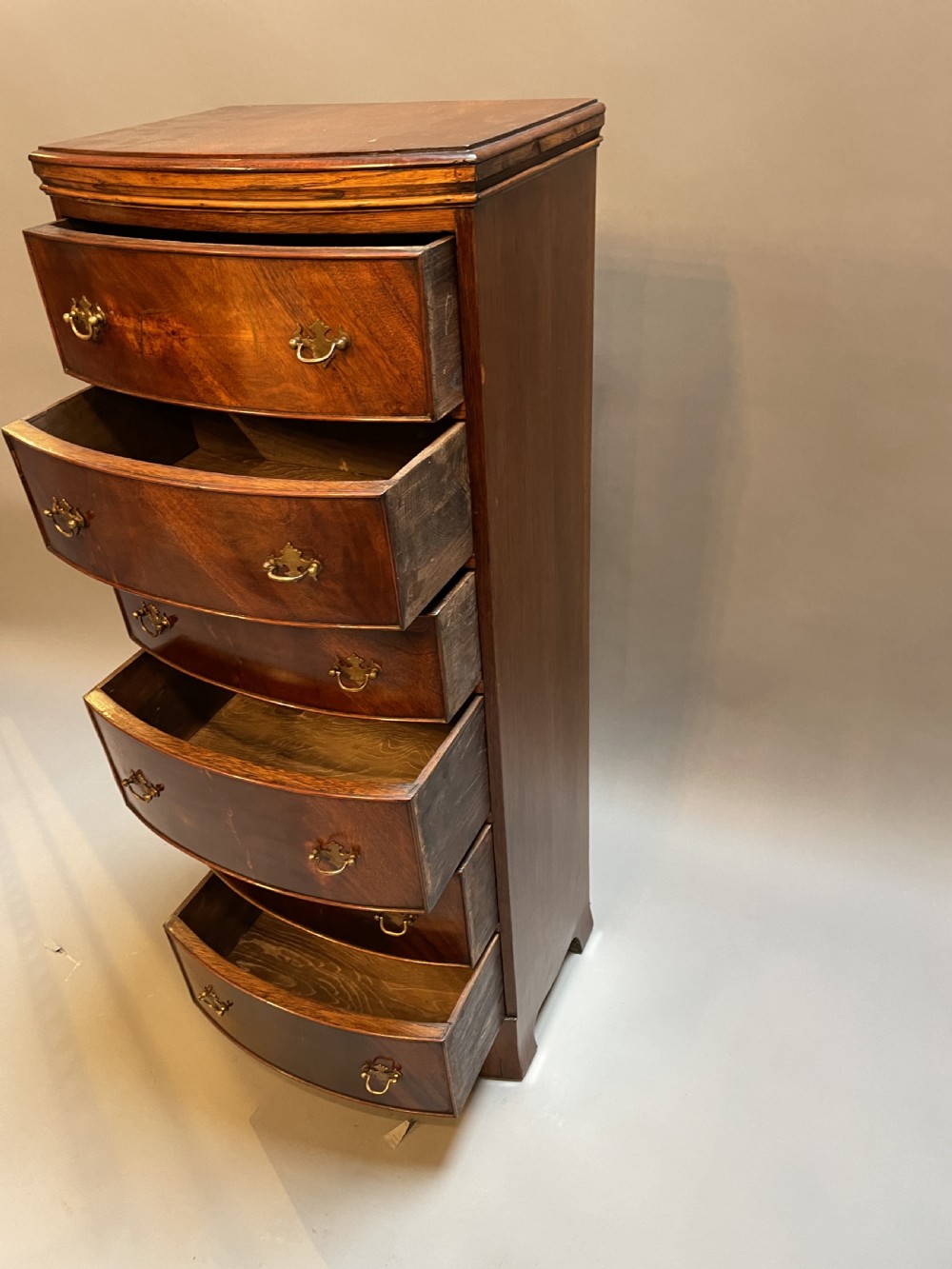 Mahogany Pillar Chest Of Drawers View V