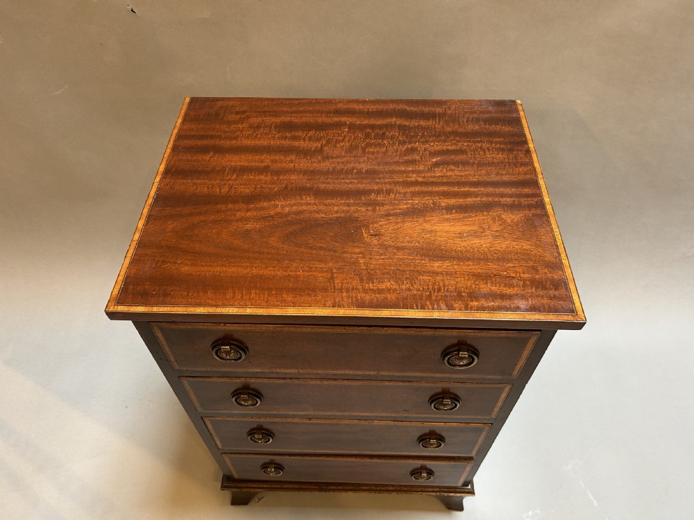 Small Edwardian chest of drawers View II
