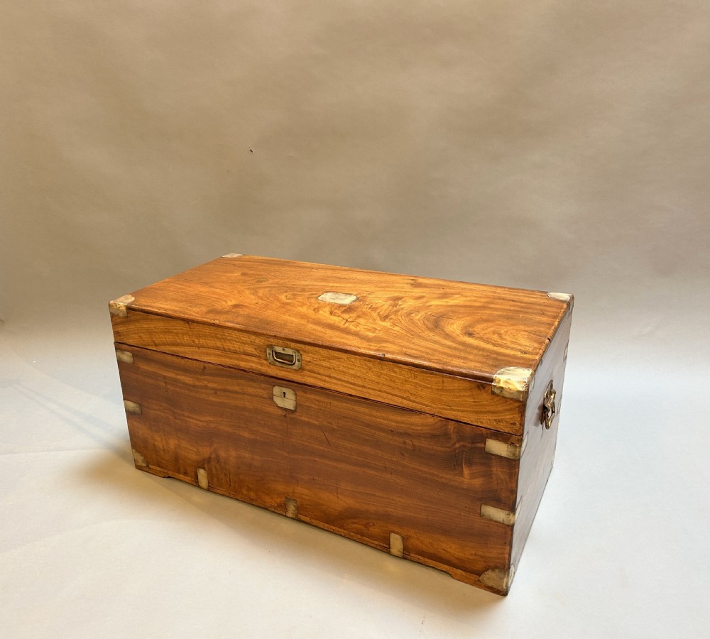 Camphor campaign trunk 