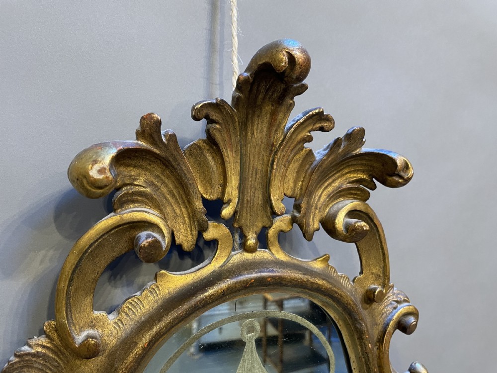 Venetian gilt wall mirror View II