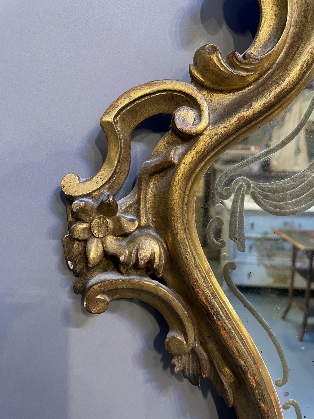 Venetian gilt wall mirror View III