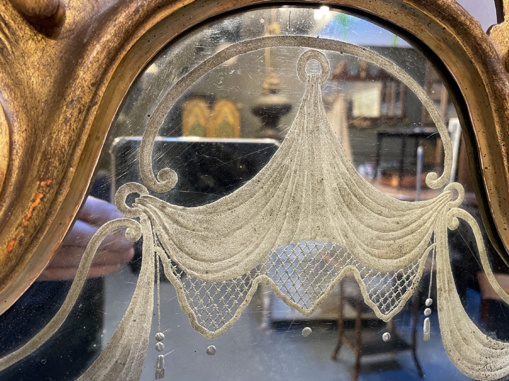 Venetian gilt wall mirror View IV