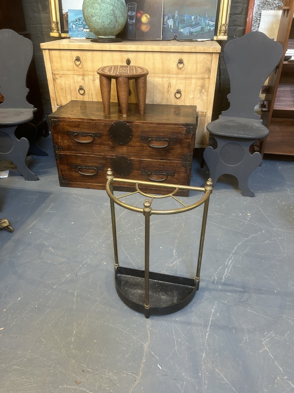 Regency Design Umbrella Stick Stand View V
