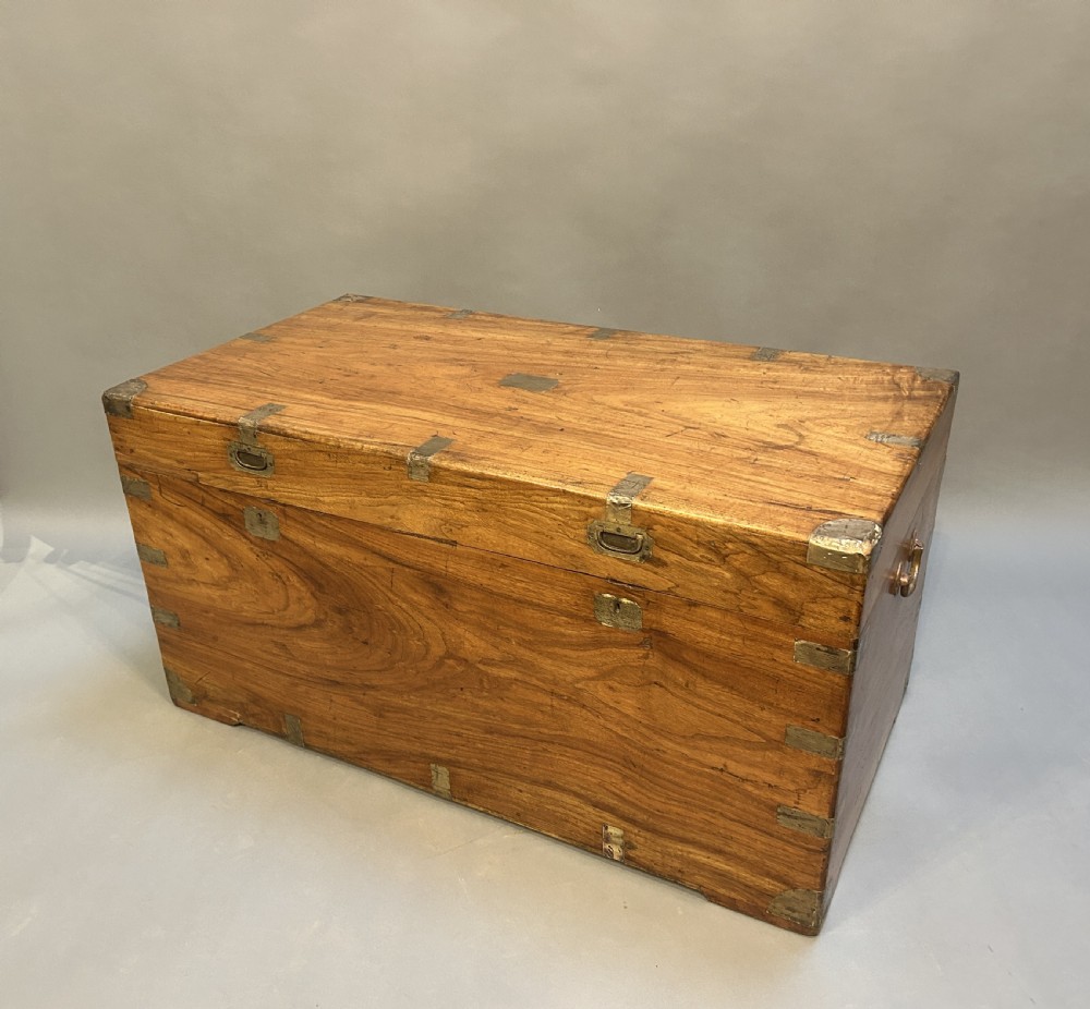 Exceptional Camphor Campaign Trunk
