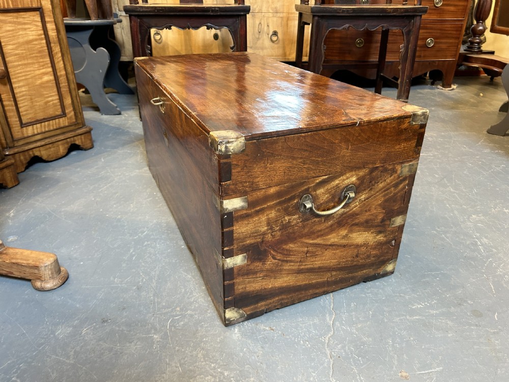 Campaign camphor trunk chest View VII