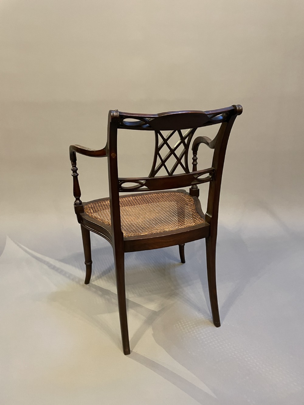 Sheraton Design Elbow Chair View III