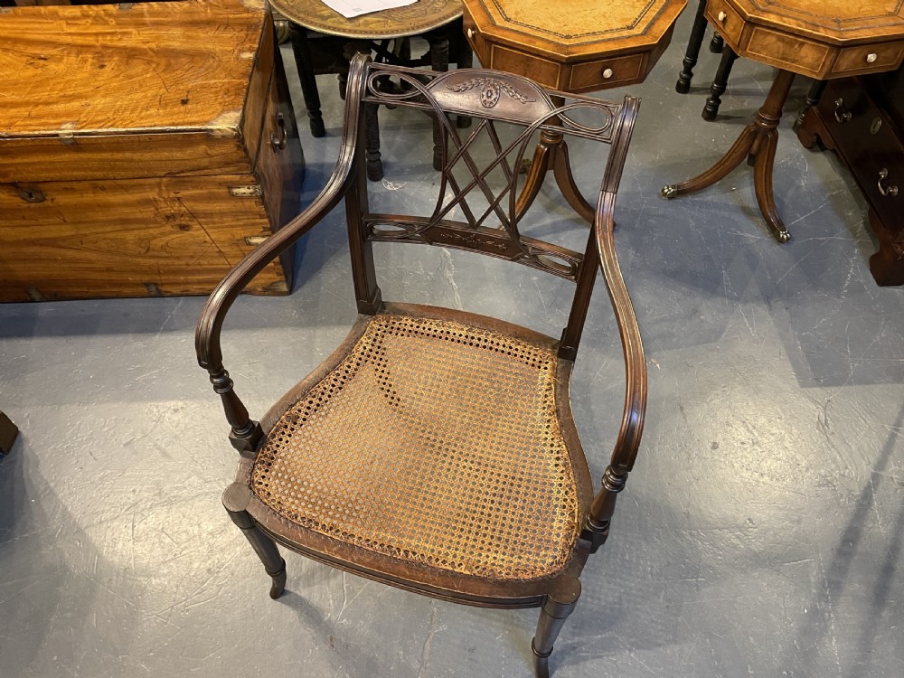 Sheraton Design Elbow Chair View VII
