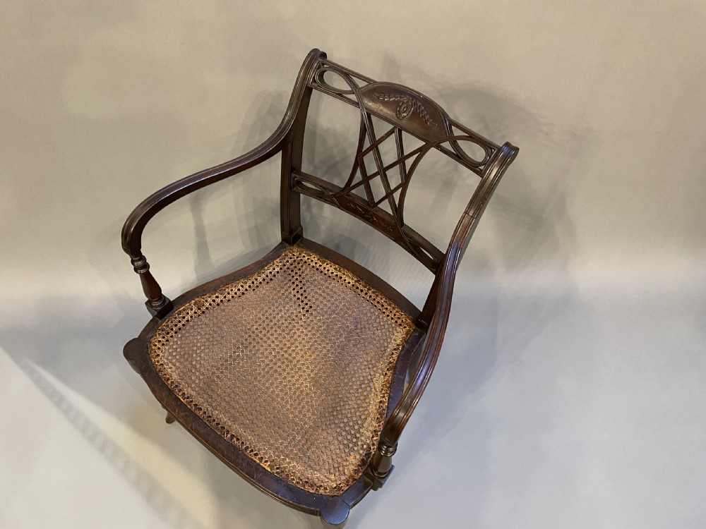 Sheraton Design Elbow Chair View IX