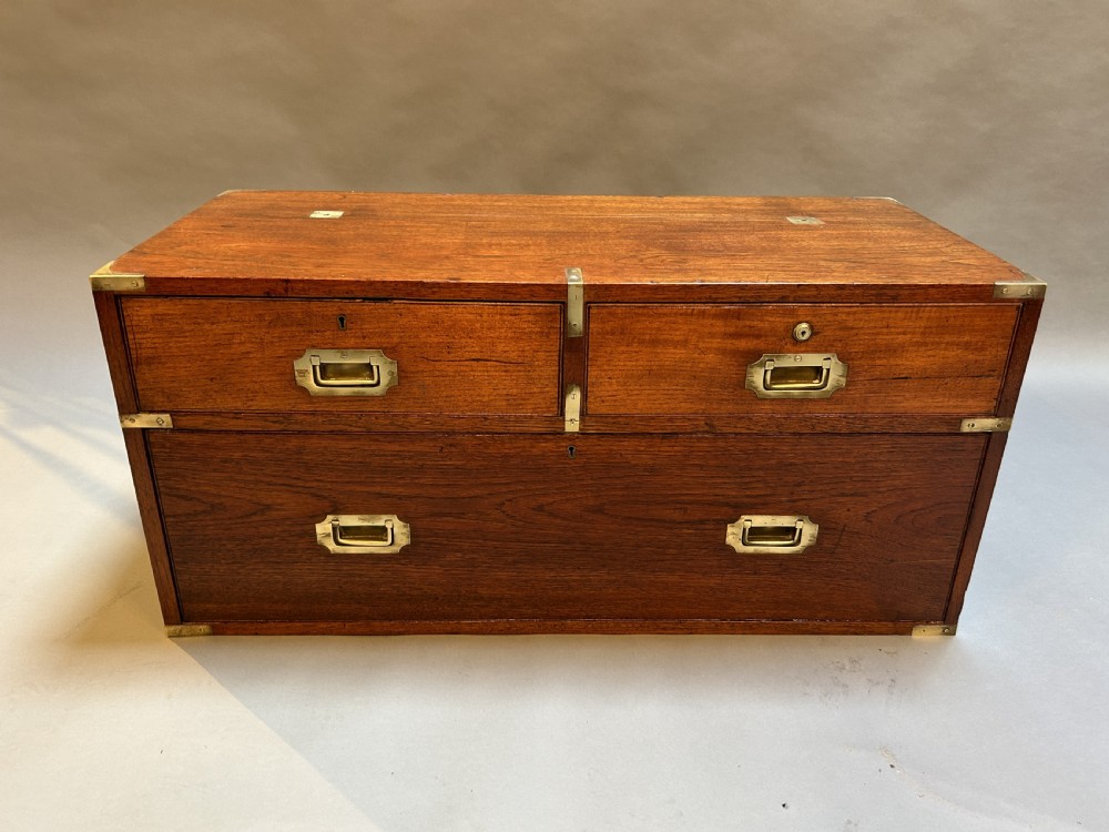 Campaign chest of drawers View IV