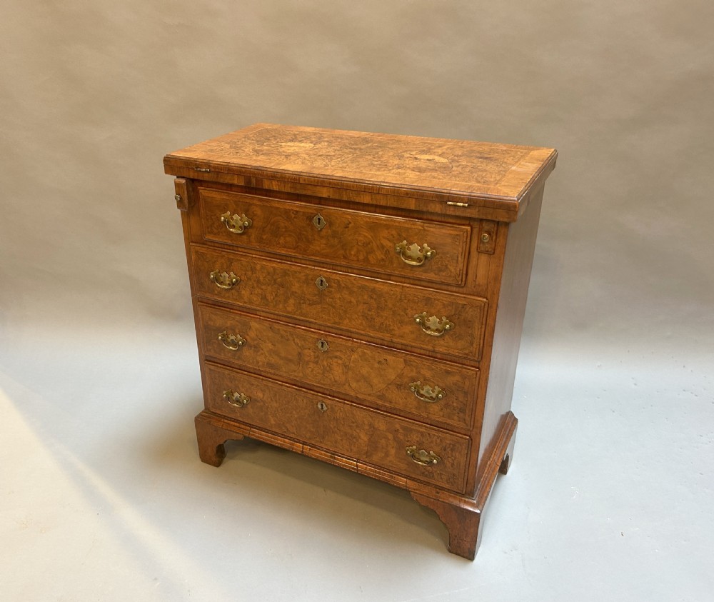 Georgian Revival Bachelors Chest Of Drawers
