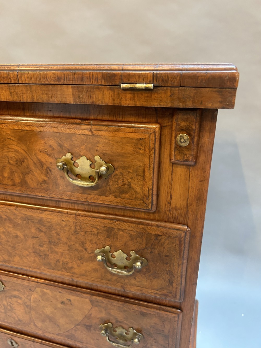 Georgian Revival Bachelors Chest Of Drawers View VIII