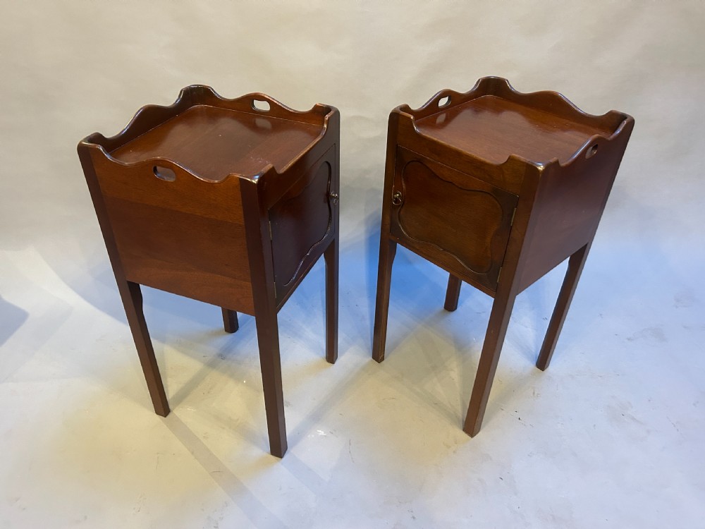Georgian Revival pair bedside tables View IV