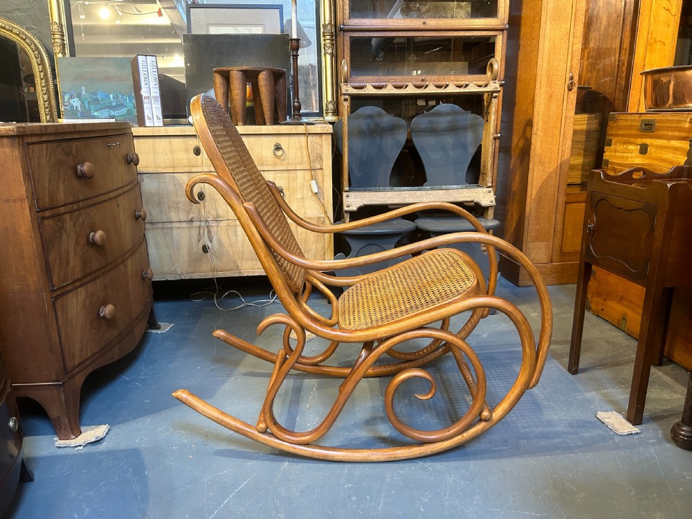 Vintage bentwood rocking chair View VI