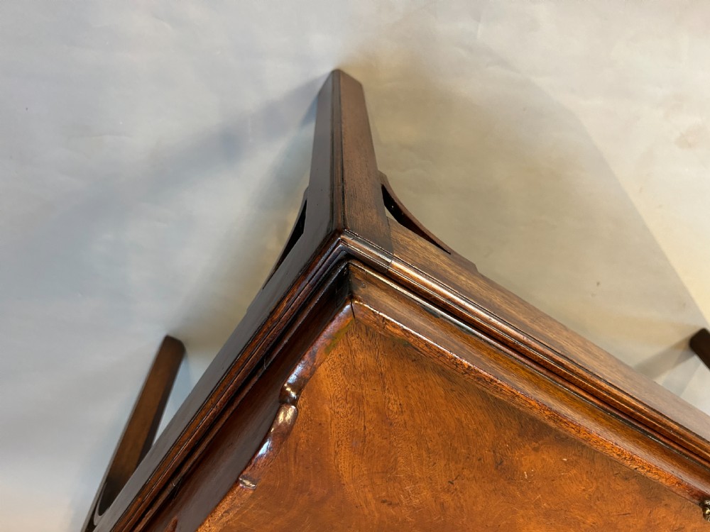 George III butlers coffee table View III