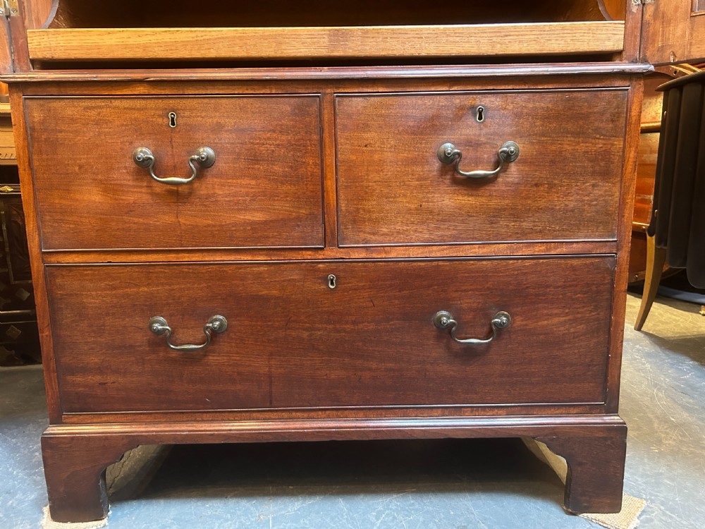 Antique George III Mahogany Linen Press Of Narrow Proportions View X