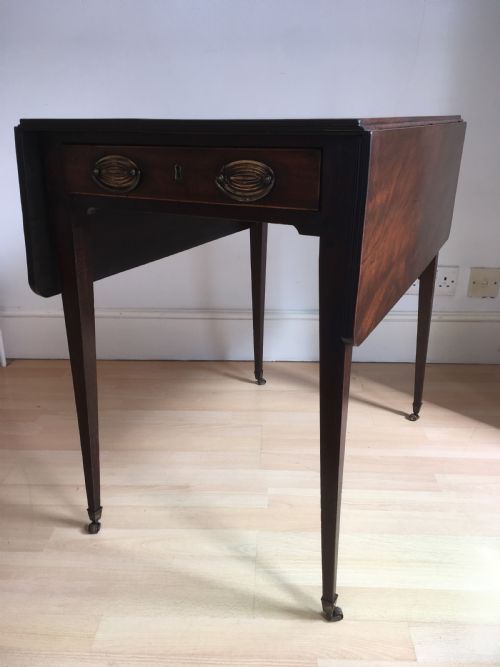 Georgian Mahogany Pembroke Table