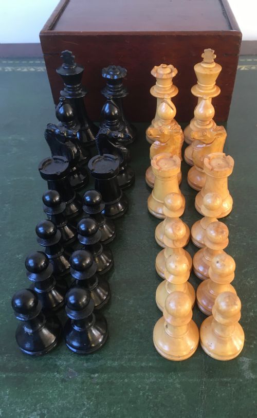 Early 20th Century Boxwood & Ebonised Staunton Pattern Chess Set