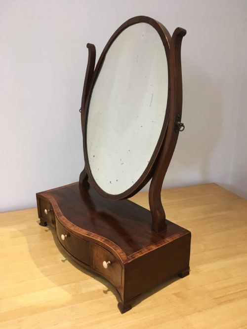GEORGIAN MAHOGANY SERPENTINE TOILET MIRROR - ADDITIONAL PHOTO 3