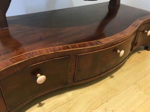 GEORGIAN MAHOGANY SERPENTINE TOILET MIRROR - ADDITIONAL PHOTO 9