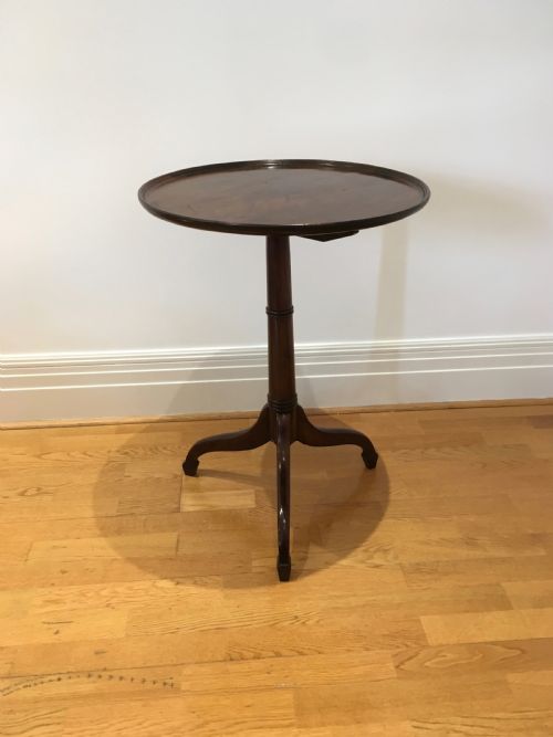 GEORGIAN MAHOGANY TILT TOP TABLE - ADDITIONAL PHOTO 1