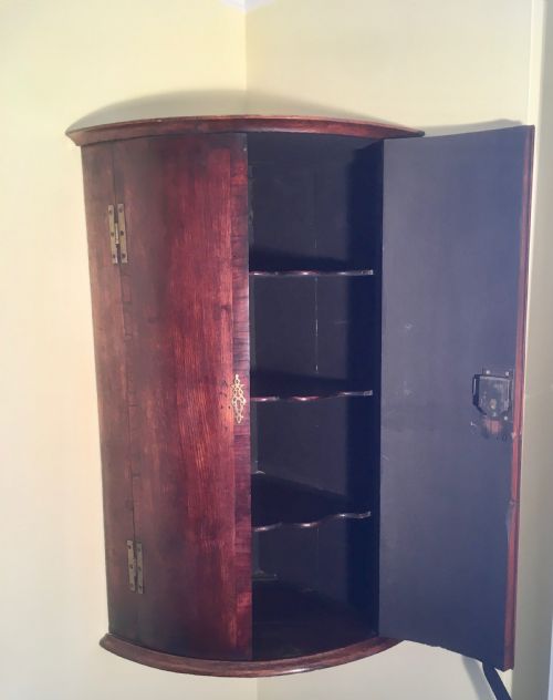 GEORGIAN OAK MAHOGANY CORNER CABINET - ADDITIONAL PHOTO 6
