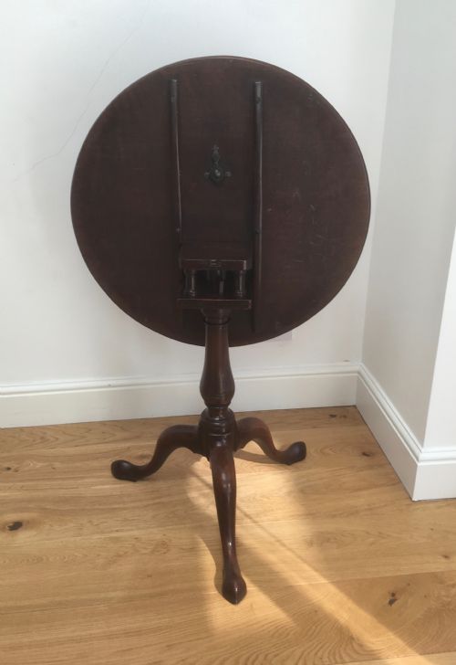 GEORGIAN MAHOGANY TILT TOP TABLE - ADDITIONAL PHOTO 8