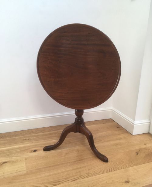GEORGIAN MAHOGANY TILT TOP TABLE - ADDITIONAL PHOTO 2