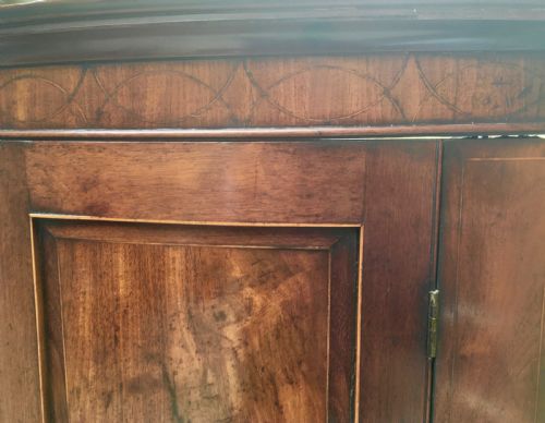 GEORGIAN MAHOGANY BOW FRONTED CORNER CABINET - ADDITIONAL PHOTO 12