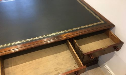 LARGE MAHOGANY PARTNERS DESK 6' X 4' - ADDITIONAL PHOTO 13