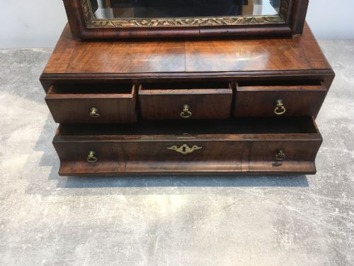 18TH CENTURY WALNUT TOILET MIRROR - ADDITIONAL PHOTO 13