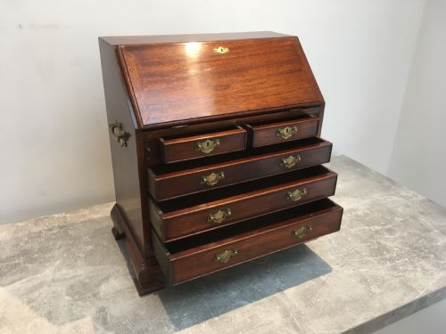 MINIATURE MAHOGANY FALL FRONT DESK - ADDITIONAL PHOTO 5