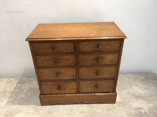 19TH CENTURY OAK COLLECTORS CHEST - ADDITIONAL PHOTO 3