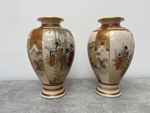 PAIR OF MEIJI PERIOD SATSUMA VASES - ADDITIONAL PHOTO 2