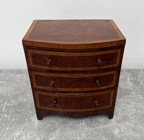 MINIATURE AMBOYNA CHEST OF DRAWERS - ADDITIONAL PHOTO 3