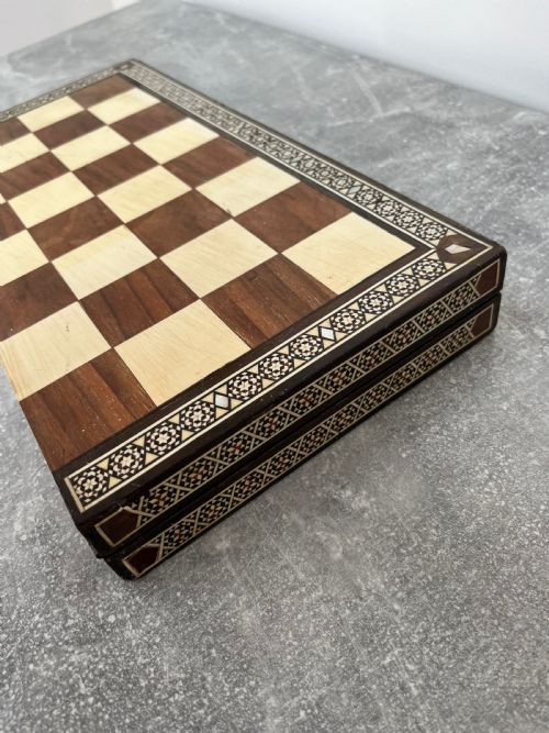 FOLDING CHESS BOARD STAUNTON STYLE CHESS SET - ADDITIONAL PHOTO 8